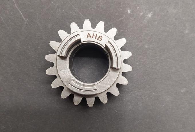 Norton Mainshaft 2nd Gear 18T. AHB 1974-