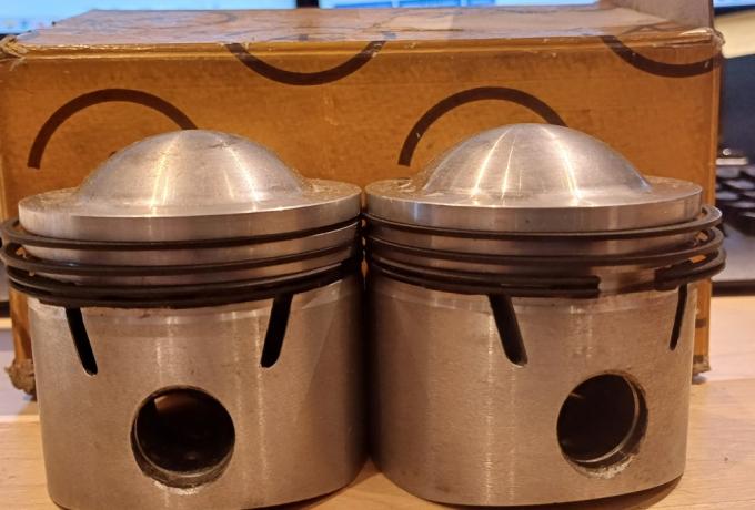 AJS Pistons Pair  646 cc OHV 1958-1959 31CS. 31 CSR +040  