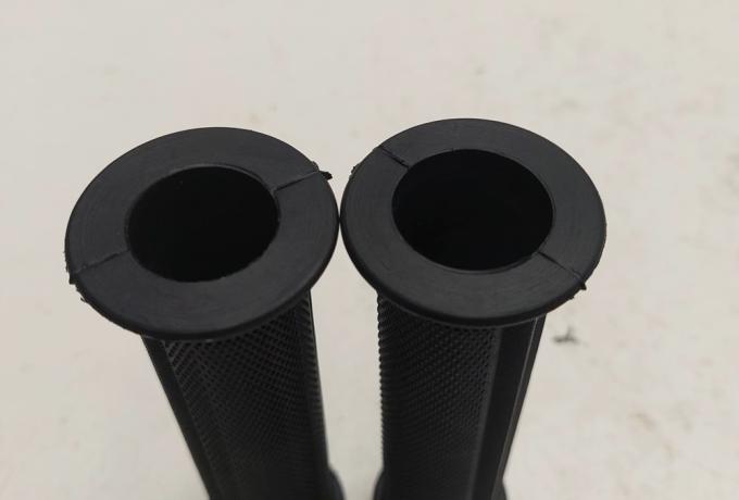 Classic Handlebar Grips - BSA / AJS / Matchless 1". 7/8"