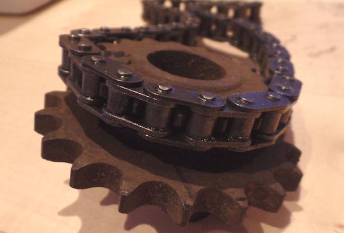 AJS/Matchless Engine Sprocket 18/17 Teeth ID: 22mm used/NOS