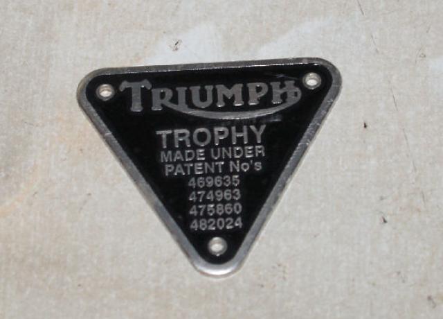 Triumph Patent Platte Marked Trophy silber